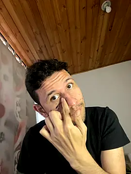 Michaell_Spinelly webcam