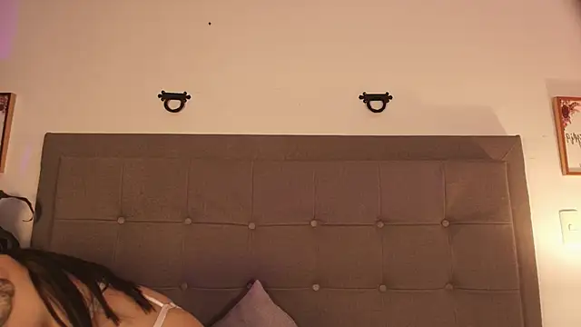 Cherry_Baddie webcam