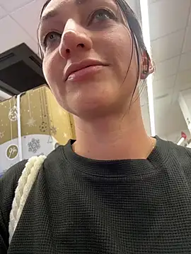 Ninabigtitied webcam