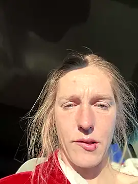 GoldenFlameGoddess webcam