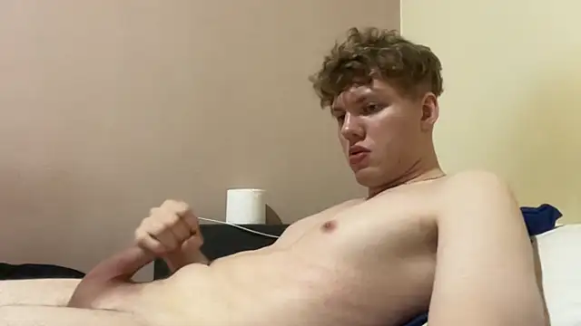 sexybooii6968 (M young) - for a big cum+taste:)