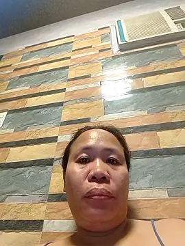 squirtshantal webcam