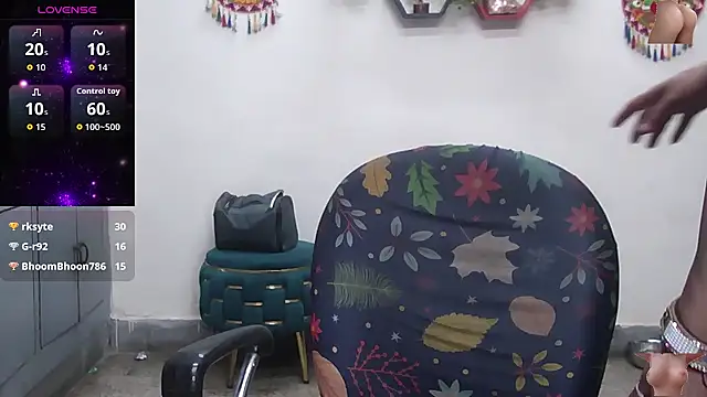 Sexy_komolika webcam