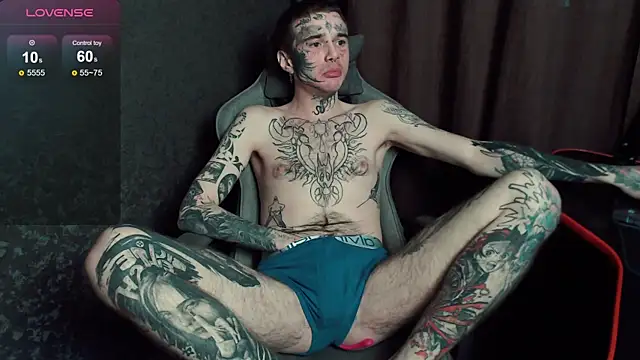 lonelycrystal webcam