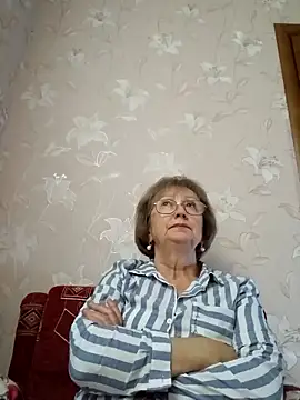 alikaswan5821 - AlikaSwan5821's free webcam - UK Sex Cams