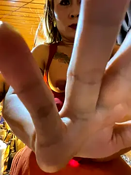 Fayola_Beatrix live cam screenshot tranny on VideoChat.work — Live Cam Directory