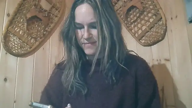 forbiddenbabygirl webcam