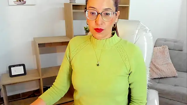 antonnella_3 - Antonnella_3's free webcam - UK Sex Cams