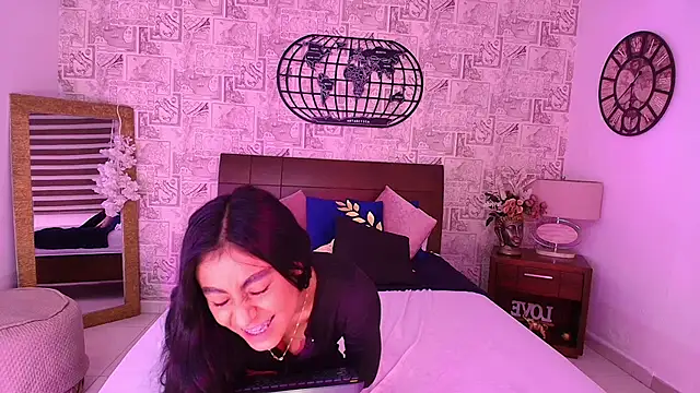 meredith_jones webcam