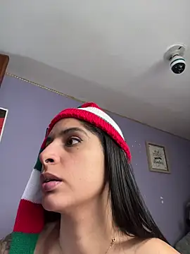 charlotte_steven... Live Webcam on Stripchat