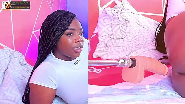 zoeethompson_cm webcam