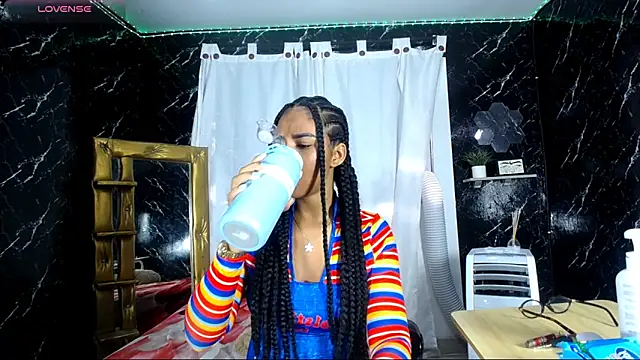 Hillary_queen webcam