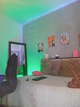 nahiarapalmer19 webcam