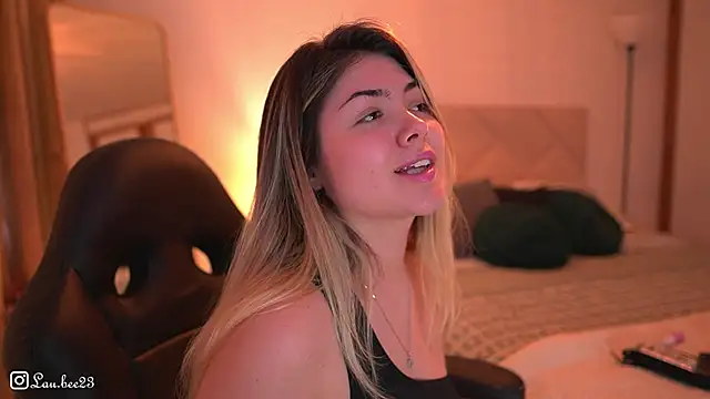 Lau_Bee webcam