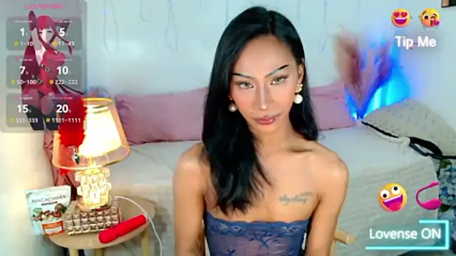 Tarah_MC_Collins webcam