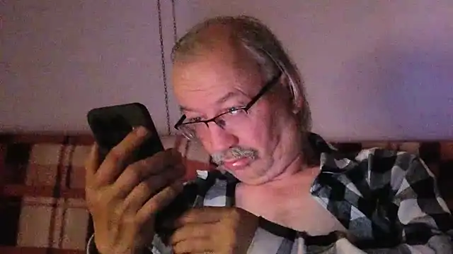 cumloverboyxx69 webcam