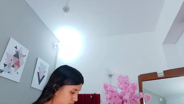 littlee_emilyy_ webcam