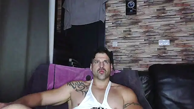 XxBigboybandxX webcam