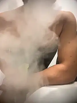 shiitposter_male webcam