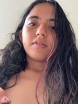 ViolettaSummer webcam