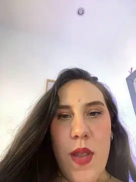 _isabella_hot_ (F young) - FULL SQUIRT 🔥🌊