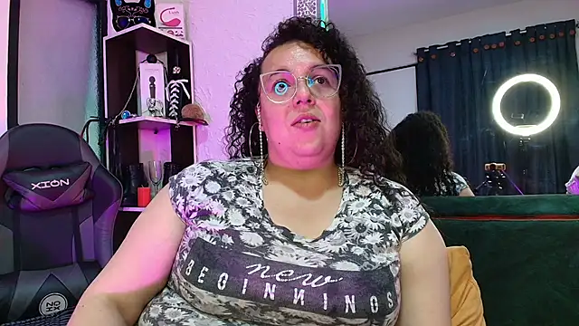 Natasha_Amber webcam