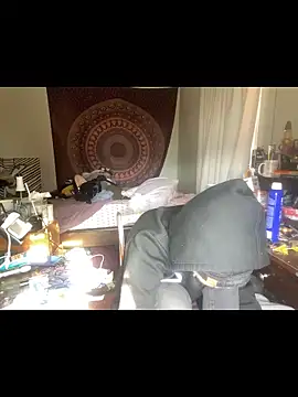 XanderOzzz live cam screenshot male from United States on CamSexing – Live Sex Chat & Webcam Shows