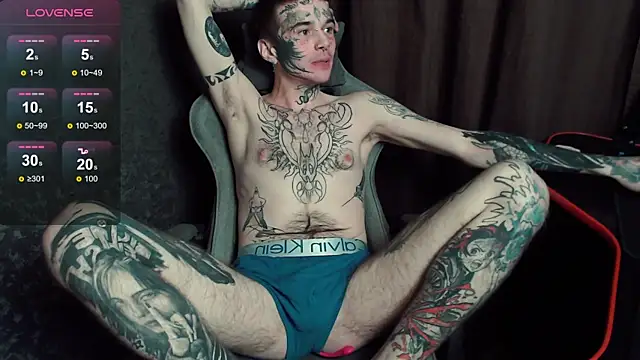 lonelycrystal webcam