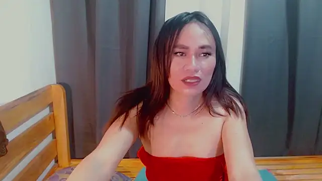 ursweet_yummy webcam