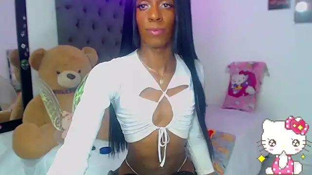 lucianadolll - Lucianadolll's free webcam