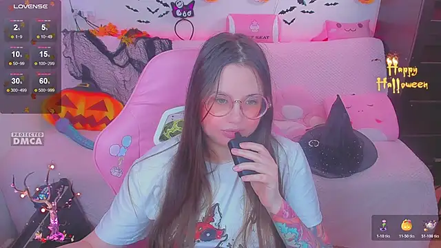 Lolisuccub webcam
