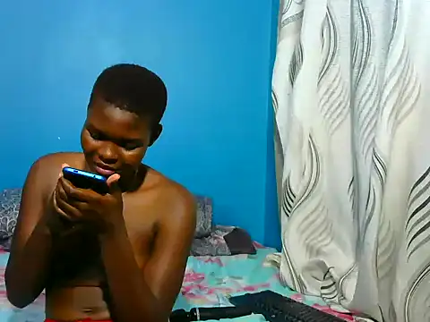 VirginPrincess06 webcam