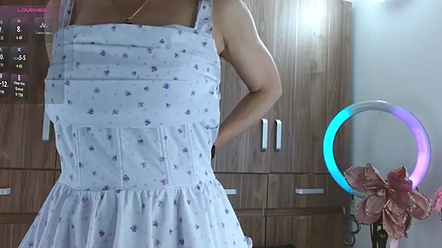 magenta_maturr webcam