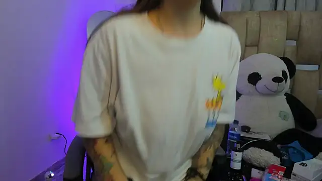 JulianaCarter webcam