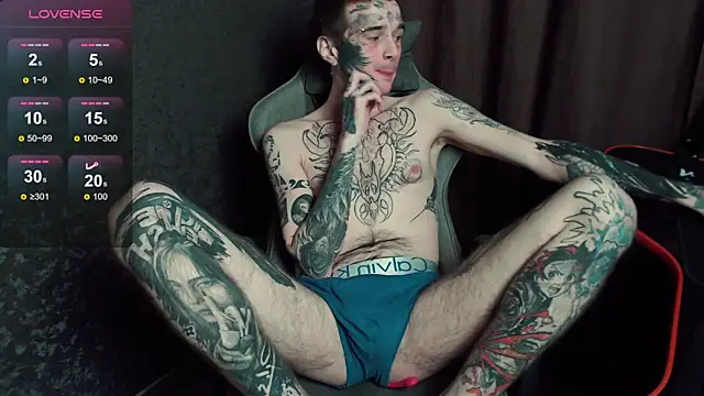 lonelycrystal webcam