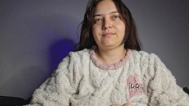 Cyndee_Winter webcam