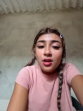 sweed-virgin-pussy (F teen) - SQUIRT FOUNTAINT