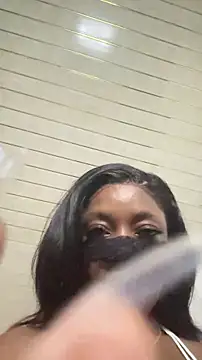 _foreigntitts webcam