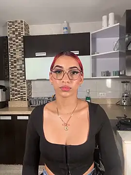 theladymonserrateshow webcam