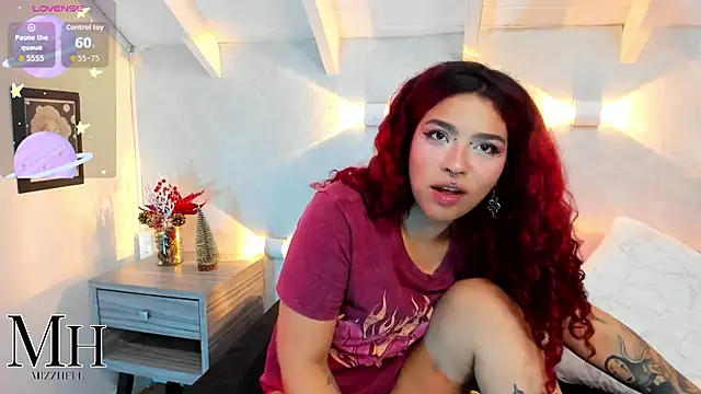 mizzhell (F young) - oil tits + squeeze nipples 😈