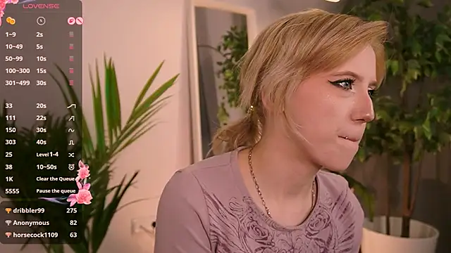 morgyasuna_ (F teen) - tease my ass