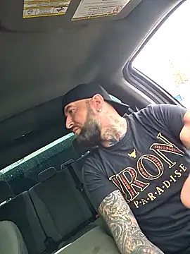 Beardedtattood webcam