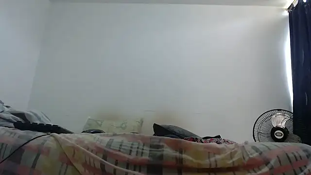 nicolle_milf1978 webcam