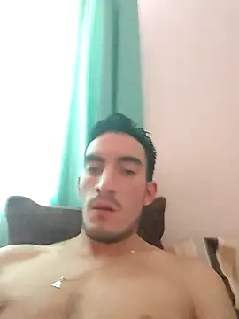 TommyMomentum webcam