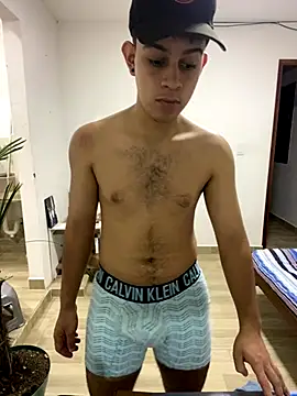 Young_handsome webcam