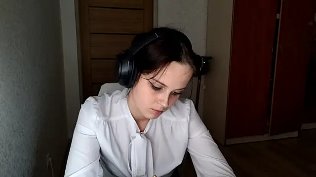 LouiseMarengo webcam