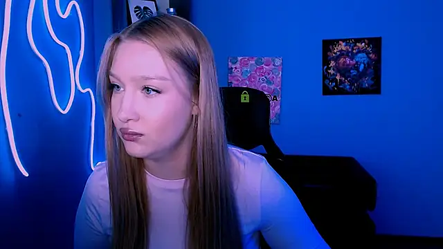 playful_sophie webcam