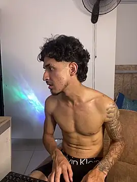 Kriss_Edwards webcam