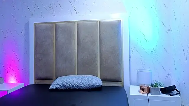 samanthaThoms webcam