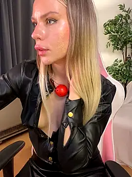 MistressMommyKate webcam